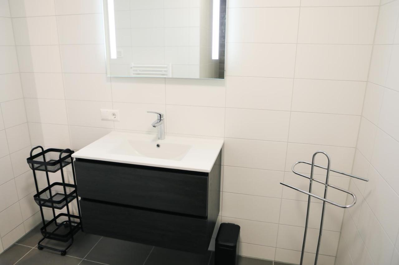 Luxe 4 Persoons Appartement In Residence Marina Kamperland 2C 외부 사진